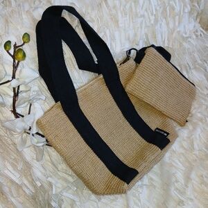 Wacoal Jute Tote & Wristlet Set